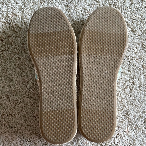 NWOT TOMS Alpargata Rope 2.0 Ombre Floral Lace Espadrille Slip On - Picture 7 of 11